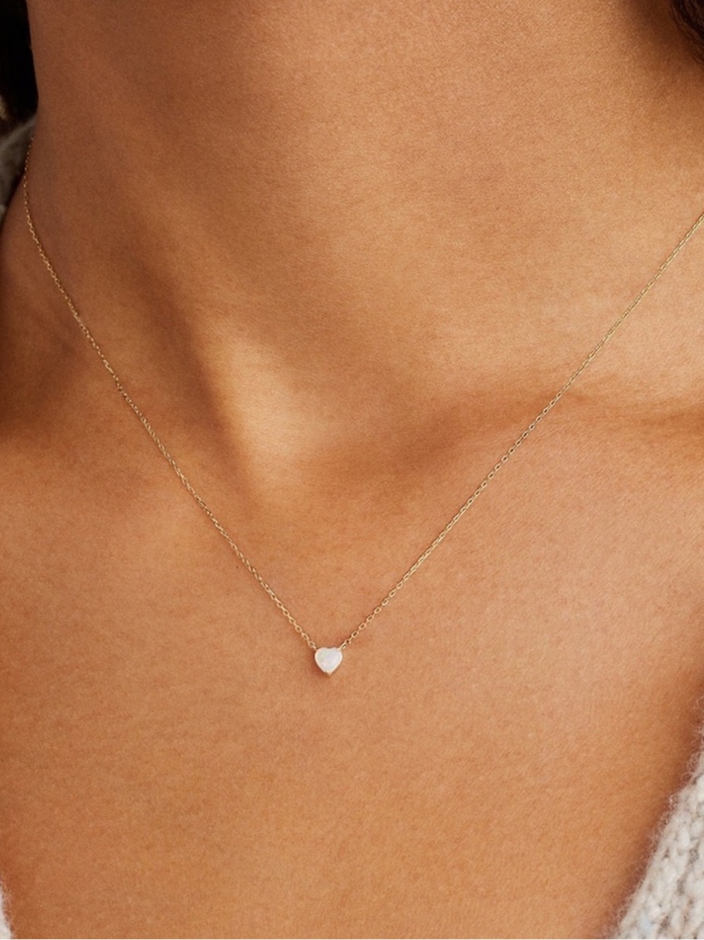Gorjana Solid 14K Gold Chain Heart Opal Pendant Necklace EUC Rare!!
